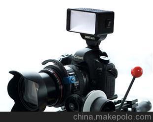 专业婚庆与采访拍摄利器 金燕 D2000 可调色温 LED 摄像灯全解析